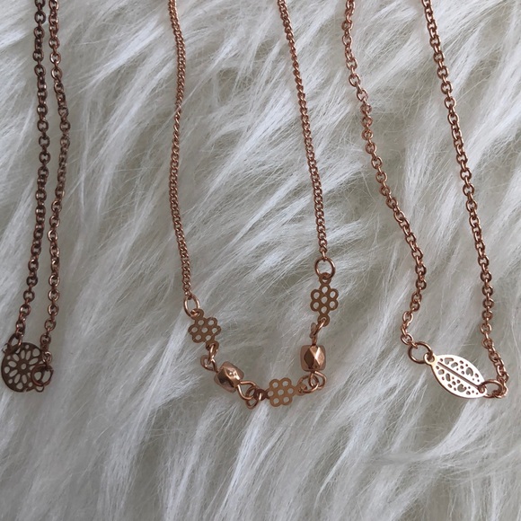 Rose gold bracelets and earrings from Primark - Picture 3 of 4